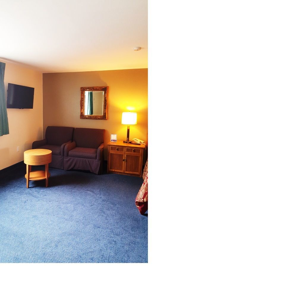 Sutton Suites Hotel SeaTac Esterno foto